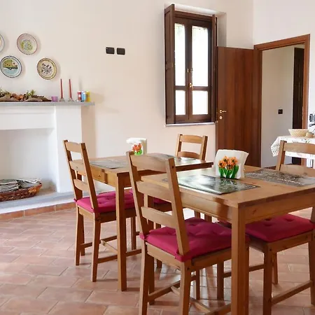 Casa di campagna Cascina Mora *